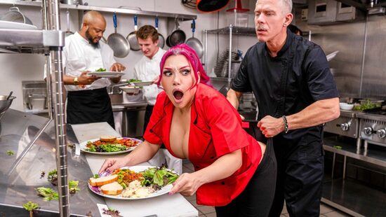 Удачно майонез упал на пол